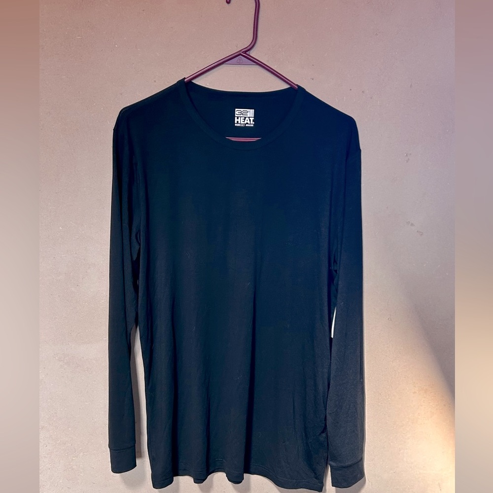 Long sleeve black active layer